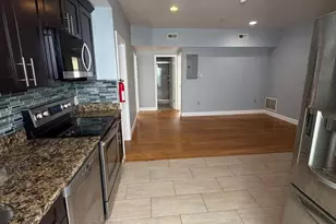 1023 Wallace St, Philadelphia, PA 19123 - Photo 17