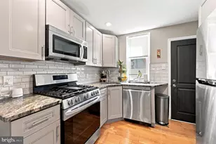 2527 S Fairhill St, Philadelphia, PA 19148 - Photo 13