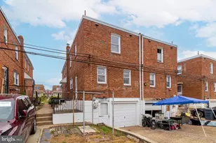 828 Brighton St, Philadelphia, PA 19111 - Photo 31