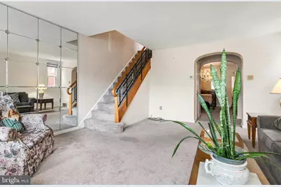 828 Brighton Street, Philadelphia, PA 19111 - Photo 5