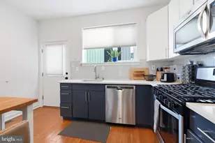 2709 Cambridge St, Philadelphia, PA 19130 - Photo 9
