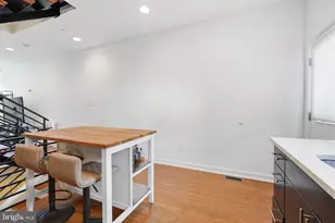 2709 Cambridge St, Philadelphia, PA 19130 - Photo 11