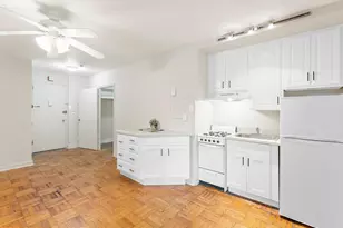 2601 Pennsylvania Ave, Philadelphia, PA 19130 - Photo 5