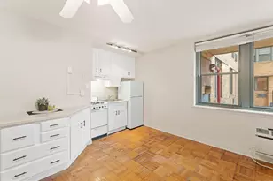 2601 Pennsylvania Ave, Philadelphia, PA 19130 - Photo 7