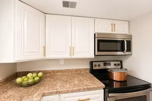 8030 Ditman St, Philadelphia, PA 19136 - Photo 15