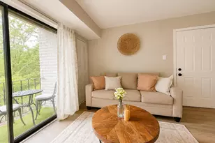8030 Ditman St, Philadelphia, PA 19136 - Photo 3