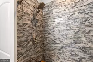 4427 Driftwood Dr, Philadelphia, PA 19129 - Photo 27