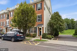 4427 Driftwood Dr, Philadelphia, PA 19129 - Photo 3