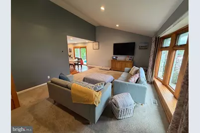 163 Laurie Lane, Philadelphia, PA 19115 - Photo 5