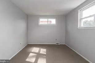 4826 Pearson Ave, Philadelphia, PA 19114 - Photo 27