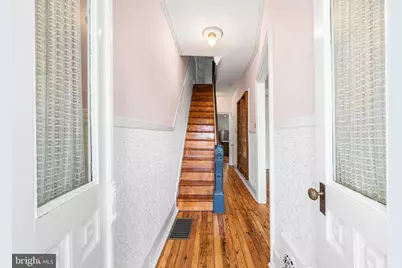 329 Tasker Street, Philadelphia, PA 19148 - Photo 9