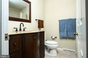 8321 Anderson St, Philadelphia, PA 19118 - Photo 27