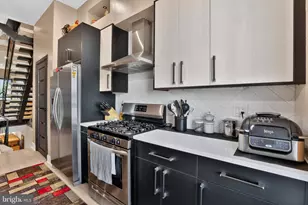 2545 Turner St, Philadelphia, PA 19121 - Photo 7