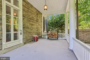 202 W Chestnut Hill Ave, Philadelphia, PA 19118 - Photo 43