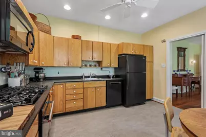 202 W Chestnut Hill Avenue, Philadelphia, PA 19118 - Photo 17