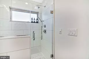2256 Dickinson St, Philadelphia, PA 19146 - Photo 15