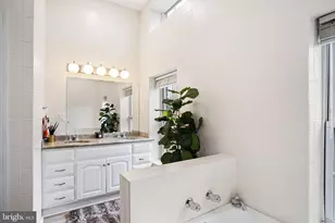 728 S 21st St, Philadelphia, PA 19146 - Photo 23