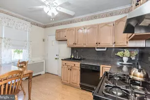 2231 Afton St, Philadelphia, PA 19152 - Photo 11