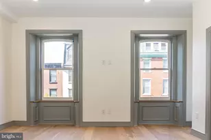 327 S 16th St, Philadelphia, PA 19102 - Photo 3