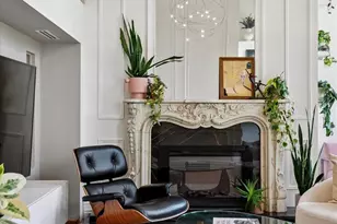 1035 Spruce St, Philadelphia, PA 19107 - Photo 3