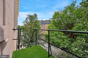 1035 Spruce St, Philadelphia, PA 19107 - Photo 23