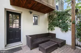 1933 Parrish St, Philadelphia, PA 19130 - Photo 17