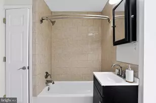 1933 Parrish St, Philadelphia, PA 19130 - Photo 31