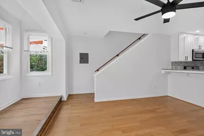 704 N 18th Street #2, Philadelphia, PA 19130 - Photo 11