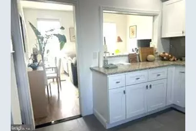 867 N 29th Street, Philadelphia, PA 19130 - Photo 19