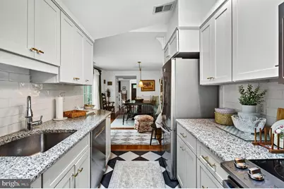 240 E Springfield Avenue, Philadelphia, PA 19118 - Photo 19