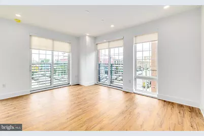 2101 Washington Ave #UNIT 307, Philadelphia, PA 19146 - Photo 5