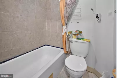 7279 Saybrook Avenue, Philadelphia, PA 19142 - Photo 15