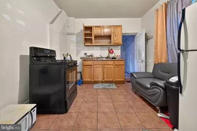 7279 Saybrook Avenue, Philadelphia, PA 19142 - Photo 5