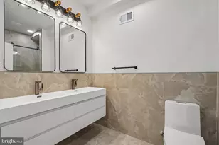 28 E Pleasant St, Philadelphia, PA 19119 - Photo 9