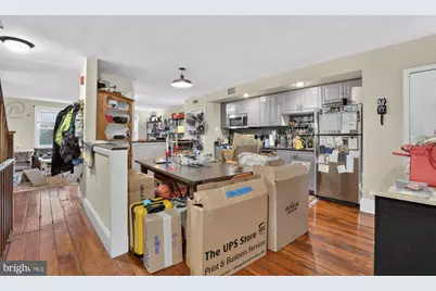 630 N 2nd Street #3, Philadelphia, PA 19123 - Photo 3