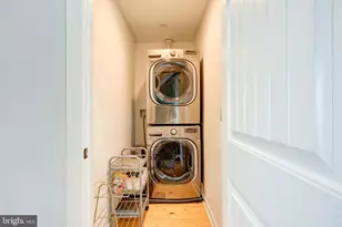 1509 S Dorrance St, Philadelphia, PA 19146 - Photo 11