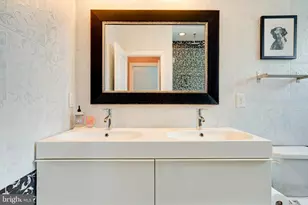 1509 S Dorrance St, Philadelphia, PA 19146 - Photo 19