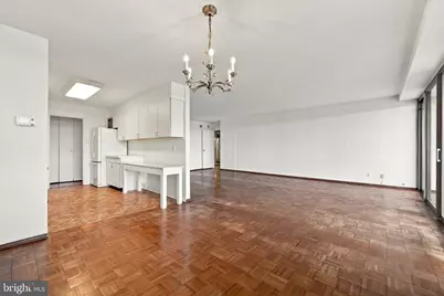 2401 Pennsylvania Avenue #11B21, Philadelphia, PA 19130 - Photo 9