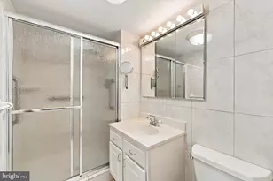 2401 Pennsylvania Ave, Philadelphia, PA 19130 - Photo 17