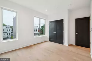 1411 S Napa St, Philadelphia, PA 19146 - Photo 19
