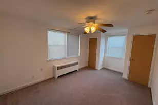 6936 Sylvester St, Philadelphia, PA 19149 - Photo 5