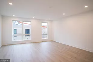 1325 N Lee St, Philadelphia, PA 19125 - Photo 3