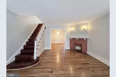 517 E Cheltenham Avenue, Philadelphia, PA 19120 - Photo 5