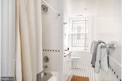1520 Spruce Street #104, Philadelphia, PA 19102 - Photo 15