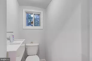 445 Tree St, Philadelphia, PA 19148 - Photo 25