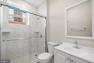 2311 Green St, Philadelphia, PA 19130 - Photo 9