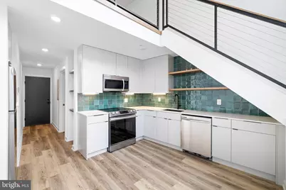 17 Girard Avenue W #1, Philadelphia, PA 19123 - Photo 3