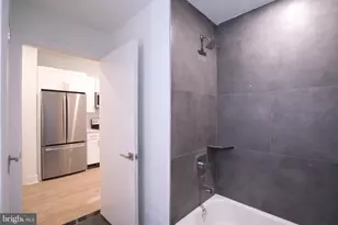 1325 N Lee St, Philadelphia, PA 19125 - Photo 15