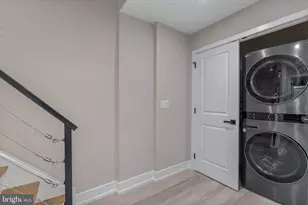 614 S 15th St, Philadelphia, PA 19146 - Photo 9