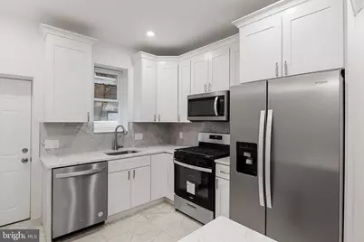 2445 S Rosewood Street, Philadelphia, PA 19145 - Photo 11